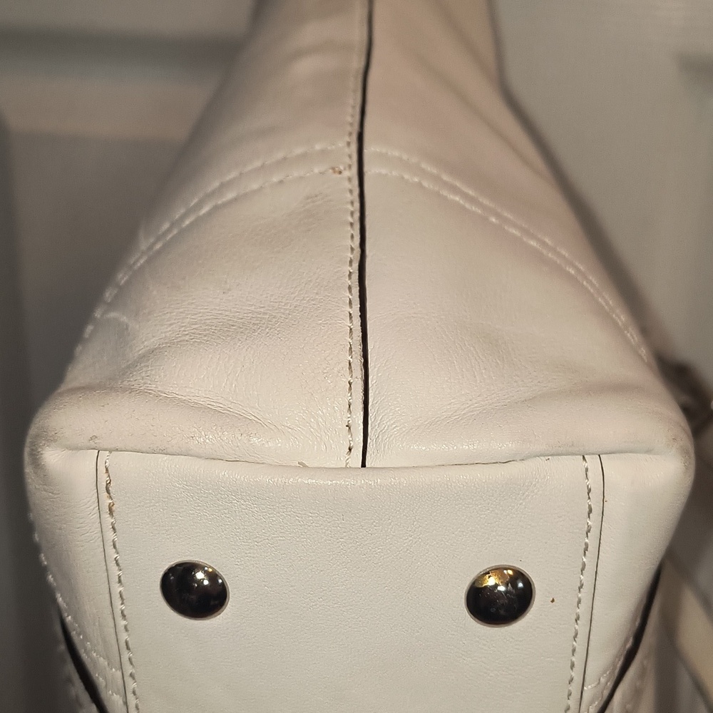 Coach Leather East West Gallery Tote F13098 - Picture 9 of 15